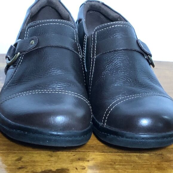 Clarks Loafer Womens 6.5 Brown Leather Cheyn Fame Slip On Casual Pump Comfort - Picture 5 of 10